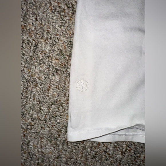 lululemon athletica White Short Sleeve Tee - Picture 2 of 2
